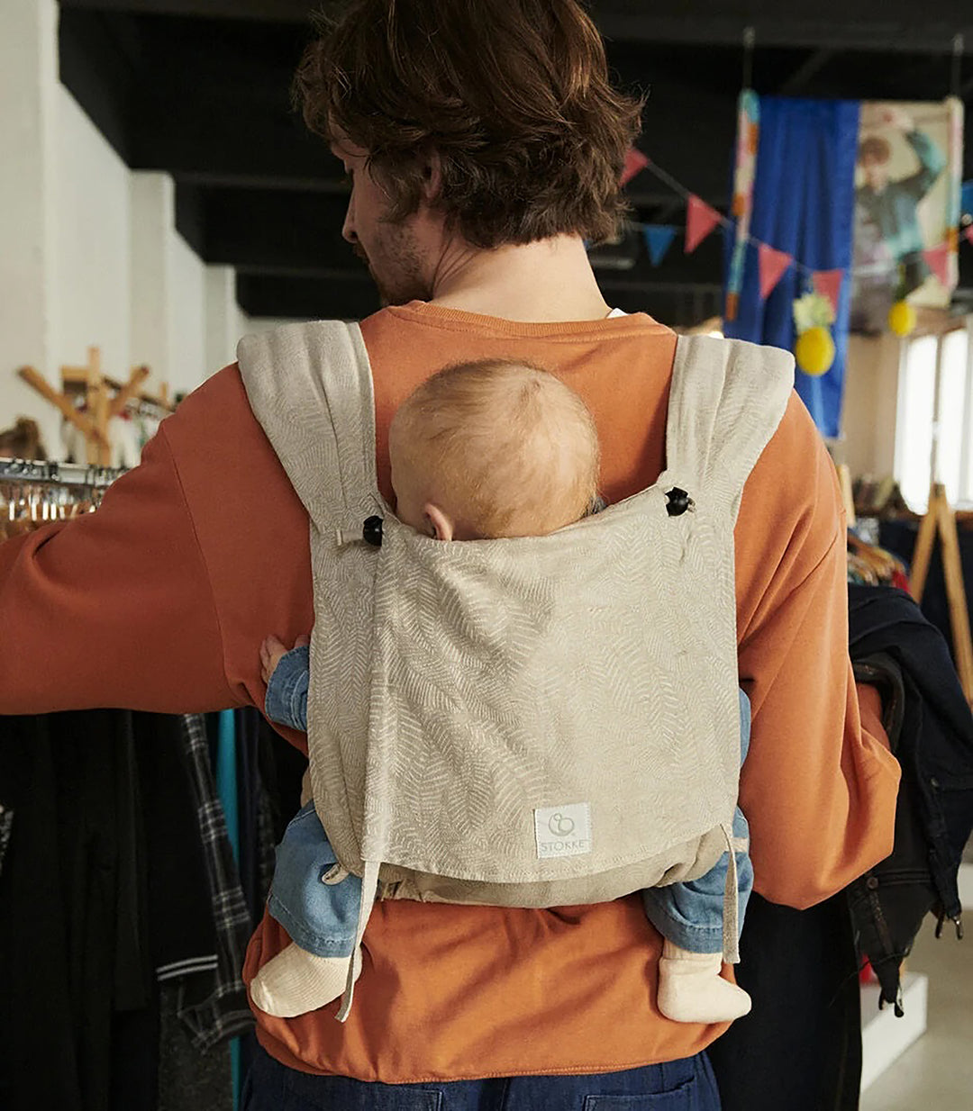 מנשא קשירה פיזיולוגי מתכוונן Stokke Limas Plus | בז׳ עלים image 3