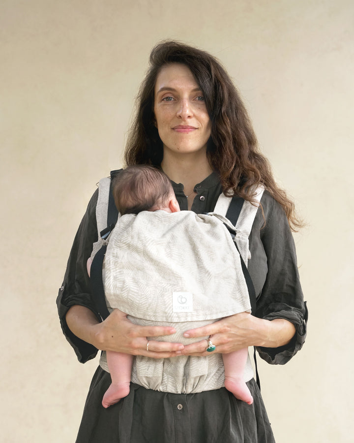 בז׳ עלים | Stokke Limas Flex מנשא ילקוט פיזיולוגי מתכוונן
